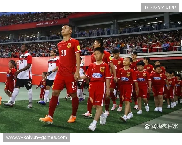 中国足球在世界杯预选赛中逆转获胜，冲刺赛场！，中国足球在世界杯预选赛中逆转获胜,冲刺赛场的是谁